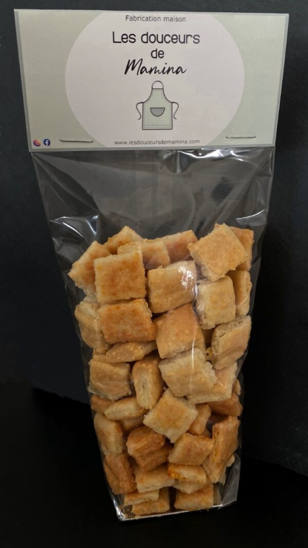 biscuits salés carrés à l'emmental